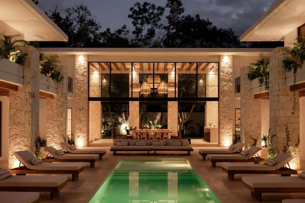 Babylon - Villa 10 Pools - Gym - Game Room Tulum Mexiko